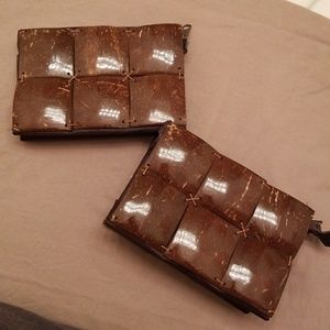 Coconut shell clutch